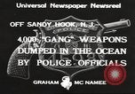 Standbild Munition Dumping Sandy Hook New Jersey USA, 1933, aus Sekunde 5 historischem Filmmaterial Videoclip 65675066033