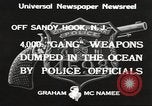 Standbild Munition Dumping Sandy Hook New Jersey USA, 1933, aus Sekunde 12 historischem Filmmaterial Videoclip 65675066033