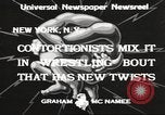 Standbild contortionists New York United States USA, 1933, aus Sekunde 11 historischem Filmmaterial Videoclip 65675066035
