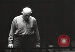 Standbild contortionists New York United States USA, 1933, aus Sekunde 22 historischem Filmmaterial Videoclip 65675066035