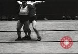 Standbild contortionists New York United States USA, 1933, aus Sekunde 62 historischem Filmmaterial Videoclip 65675066035