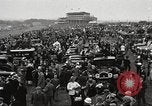 Immagine di Derby inglese Epsom Inghilterra, 1933, secondo 35 filmato di repertorio 65675066036