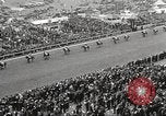Immagine di Derby inglese Epsom Inghilterra, 1933, secondo 39 filmato di repertorio 65675066036