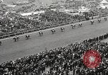 Immagine di Derby inglese Epsom Inghilterra, 1933, secondo 40 filmato di repertorio 65675066036