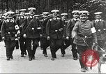 Immagine di Croce Rossa tedesca personale Germania, 1916, secondo 9 filmato di repertorio 65675066053