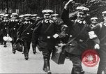 Immagine di Croce Rossa tedesca personale Germania, 1916, secondo 13 filmato di repertorio 65675066053