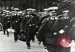 Immagine di Croce Rossa tedesca personale Germania, 1916, secondo 14 filmato di repertorio 65675066053