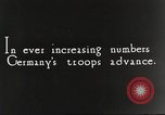 Image l'infanterie allemande de passer à l'avant Allemagne, 1916, de la seconde 1 séquences d'archives historiques vidéo 65675066054