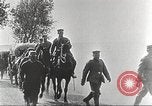 Image l'infanterie allemande de passer à l'avant Allemagne, 1916, de la seconde 28 séquences d'archives historiques vidéo 65675066054