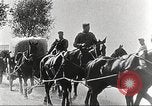Image l'infanterie allemande de passer à l'avant Allemagne, 1916, de la seconde 31 séquences d'archives historiques vidéo 65675066054