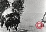 Image l'infanterie allemande de passer à l'avant Allemagne, 1916, de la seconde 40 séquences d'archives historiques vidéo 65675066054
