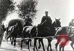 Image l'infanterie allemande de passer à l'avant Allemagne, 1916, de la seconde 43 séquences d'archives historiques vidéo 65675066054