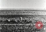 Immagine di Belga truppe lotta contro le forze tedesche nella prima guerra mondiale Belgio, 1914, secondo 18 filmato di repertorio 65675066057