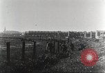 Immagine di Belga truppe lotta contro le forze tedesche nella prima guerra mondiale Belgio, 1914, secondo 41 filmato di repertorio 65675066057