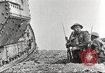 Standbild MKV Vorratsbehälter England, 1927, aus Sekunde 56 historischem Filmmaterial Videoclip 65675066063