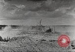Standbild Britische Mark V Tanks England, 1927, aus Sekunde 4 historischem Filmmaterial Videoclip 65675066064