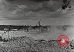 Standbild Britische Mark V Tanks England, 1927, aus Sekunde 13 historischem Filmmaterial Videoclip 65675066064