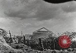 Standbild Britische Mark V Tanks England, 1927, aus Sekunde 61 historischem Filmmaterial Videoclip 65675066064
