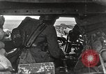 Image scène de film d'après-guerre à propos de l'utilisation de réservoir en Première Guerre Mondiale l'Angleterre, 1916, de la seconde 4 séquences d'archives historiques vidéo 65675066065