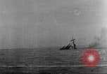 Standbild Segeln Schiff versenkt Atlantik, 1916, aus Sekunde 7 historischem Filmmaterial Videoclip 65675066068