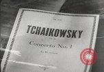 Immagine di Ciaicovskij's home Unione Sovietica, 1943, secondo 19 filmato di repertorio 65675066077