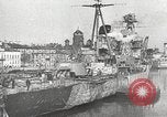 Image of Leningrad citizens and soldiers prepare for German attack Leningrad Russia Soviet Union, 1943, second 45 stock footage video 65675066080