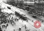 Standbild German Air Raid Leningrad Russland Sowjetunion, 1943, aus Sekunde 4 historischem Filmmaterial Videoclip 65675066081