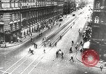 Standbild German Air Raid Leningrad Russland Sowjetunion, 1943, aus Sekunde 10 historischem Filmmaterial Videoclip 65675066081