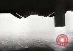 Standbild German Air Raid Leningrad Russland Sowjetunion, 1943, aus Sekunde 43 historischem Filmmaterial Videoclip 65675066081