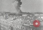 Standbild German Air Raid Leningrad Russland Sowjetunion, 1943, aus Sekunde 45 historischem Filmmaterial Videoclip 65675066081