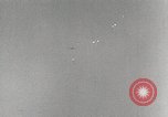 Standbild German Air Raid Leningrad Russland Sowjetunion, 1943, aus Sekunde 57 historischem Filmmaterial Videoclip 65675066081