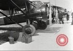 Image avions commerciaux visite de fiabilité Dearborn Michigan USA, 1930, de la seconde 39 séquences d'archives historiques vidéo 65675066096
