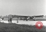 Image avions commerciaux visite de fiabilité Dearborn Michigan USA, 1930, de la seconde 52 séquences d'archives historiques vidéo 65675066096
