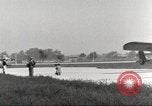 Image avions commerciaux visite de fiabilité Dearborn Michigan USA, 1930, de la seconde 56 séquences d'archives historiques vidéo 65675066096