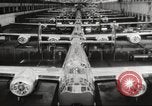 Image Usine de production d'avions B-24 Michigan United States USA, 1944, de la seconde 35 séquences d'archives historiques vidéo 65675066098