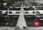 Image Usine de production d'avions B-24 Michigan United States USA, 1944, de la seconde 41 séquences d'archives historiques vidéo 65675066098