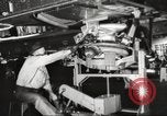 Image Usine de production d'avions B-24 Michigan United States USA, 1944, de la seconde 60 séquences d'archives historiques vidéo 65675066098