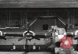 Image Ford B-24 Aéronefs Michigan United States USA, 1944, de la seconde 3 séquences d'archives historiques vidéo 65675066099