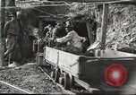 Image mine voiture United States USA, 1925, de la seconde 3 séquences d'archives historiques vidéo 65675066127