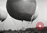 Image les ballons à air chaud Dearborn Michigan USA, 1929, de la seconde 32 séquences d'archives historiques vidéo 65675066171