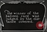 Standbild Balloon race Detroit Michigan USA, 1925, aus Sekunde 17 historischem Filmmaterial Videoclip 65675066197