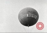 Standbild Balloon race Detroit Michigan USA, 1925, aus Sekunde 54 historischem Filmmaterial Videoclip 65675066197
