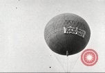 Standbild Balloon race Detroit Michigan USA, 1925, aus Sekunde 55 historischem Filmmaterial Videoclip 65675066197
