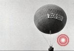 Standbild Balloon race Detroit Michigan USA, 1925, aus Sekunde 56 historischem Filmmaterial Videoclip 65675066197