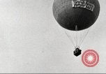 Standbild Balloon race Detroit Michigan USA, 1925, aus Sekunde 57 historischem Filmmaterial Videoclip 65675066197
