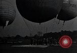 Image ballons levée désactivée United States USA, 1929, de la seconde 26 séquences d'archives historiques vidéo 65675066211