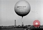Image ballons levée désactivée United States USA, 1929, de la seconde 27 séquences d'archives historiques vidéo 65675066211