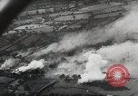 Image libération de villages français Cherbourg Normandie France, 1944, de la seconde 27 séquences d'archives historiques vidéo 65675066218