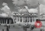 Image Le pape bénit les troupes américaines Cité du Vatican à Rome Italie, 1944, de la seconde 7 séquences d'archives historiques vidéo 65675066219