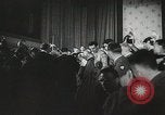Image Le pape bénit les troupes américaines Cité du Vatican à Rome Italie, 1944, de la seconde 15 séquences d'archives historiques vidéo 65675066219